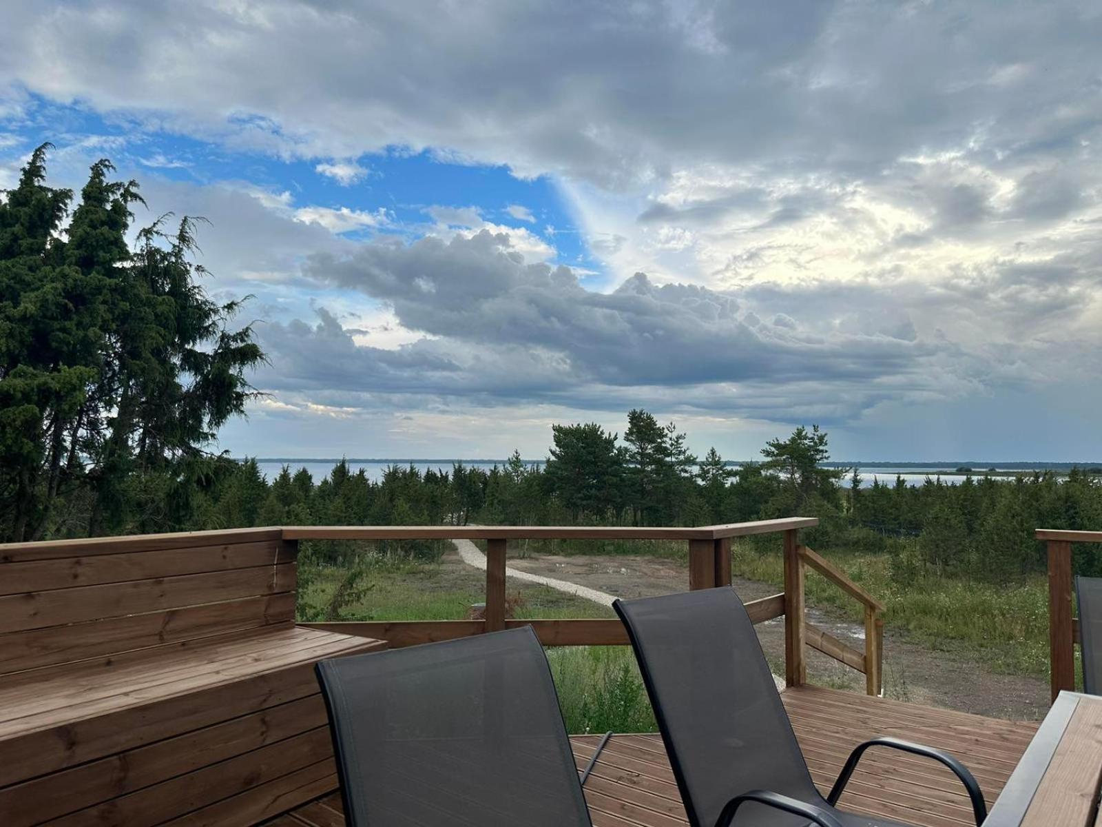 Mereaeaerne Maja Ilusa Vaatega Holiday home Kurkse